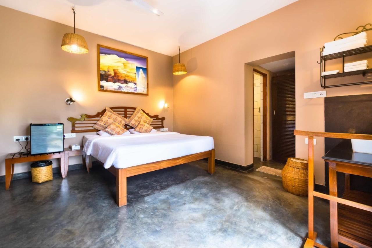 Fiesta Beach Resort Baga Luaran gambar