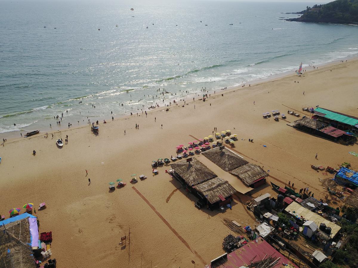 Fiesta Beach Resort Baga Luaran gambar