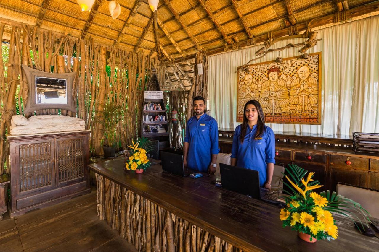 Fiesta Beach Resort Baga Luaran gambar