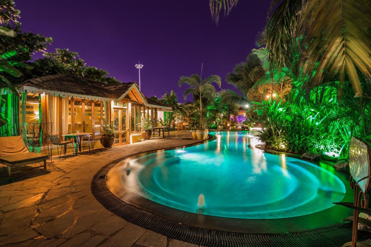 Fiesta Beach Resort Baga Luaran gambar